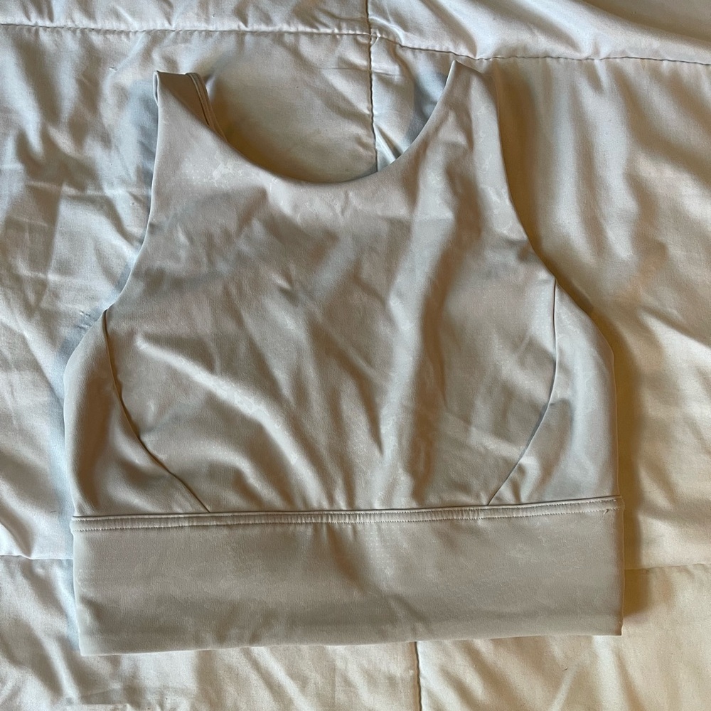 lululemon athletica Light Gray Sports Bra size 4